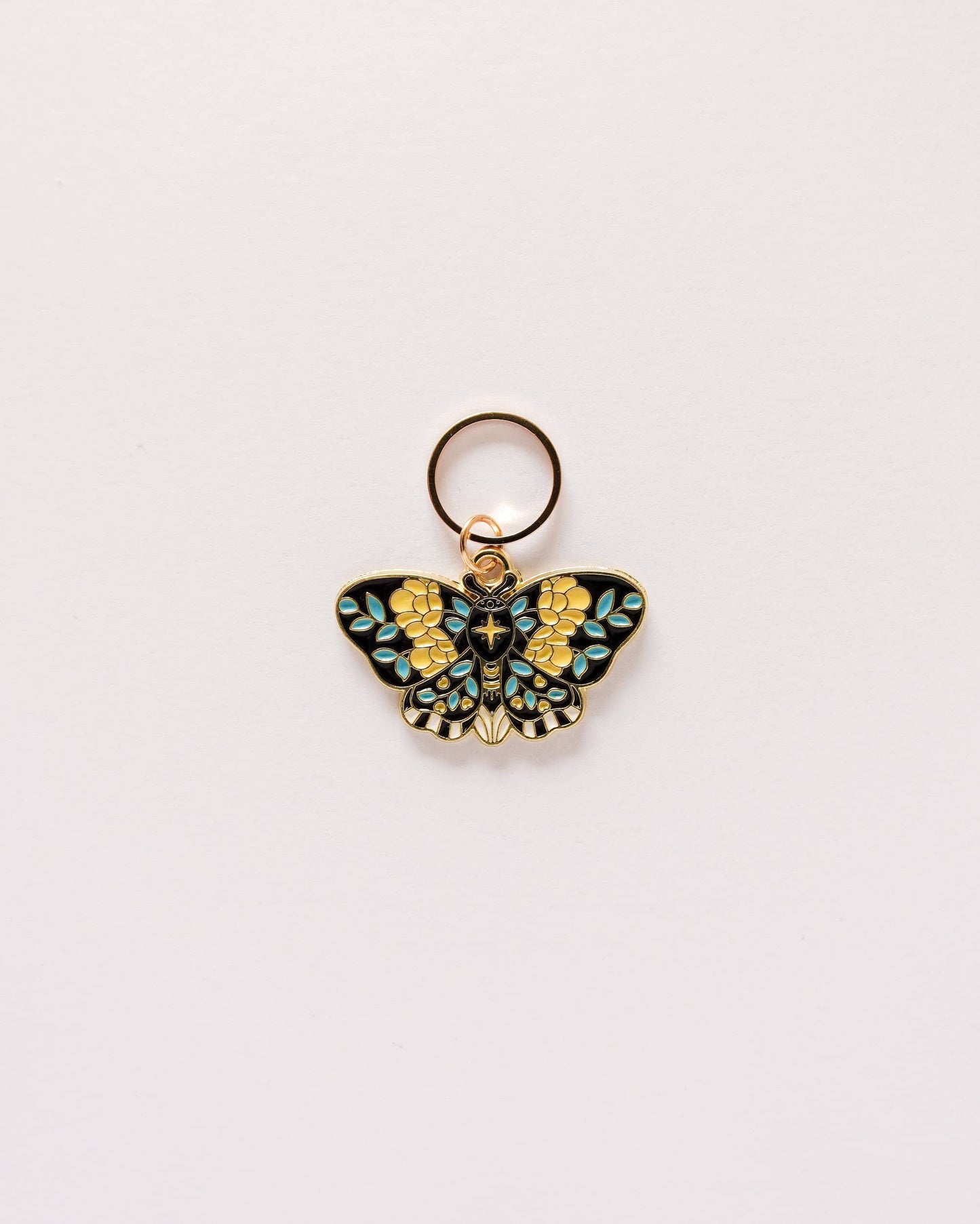 Kuvassa on Hello Kim Butterflies -Perhoset -silmukkamerkkisetti (stitch marker).