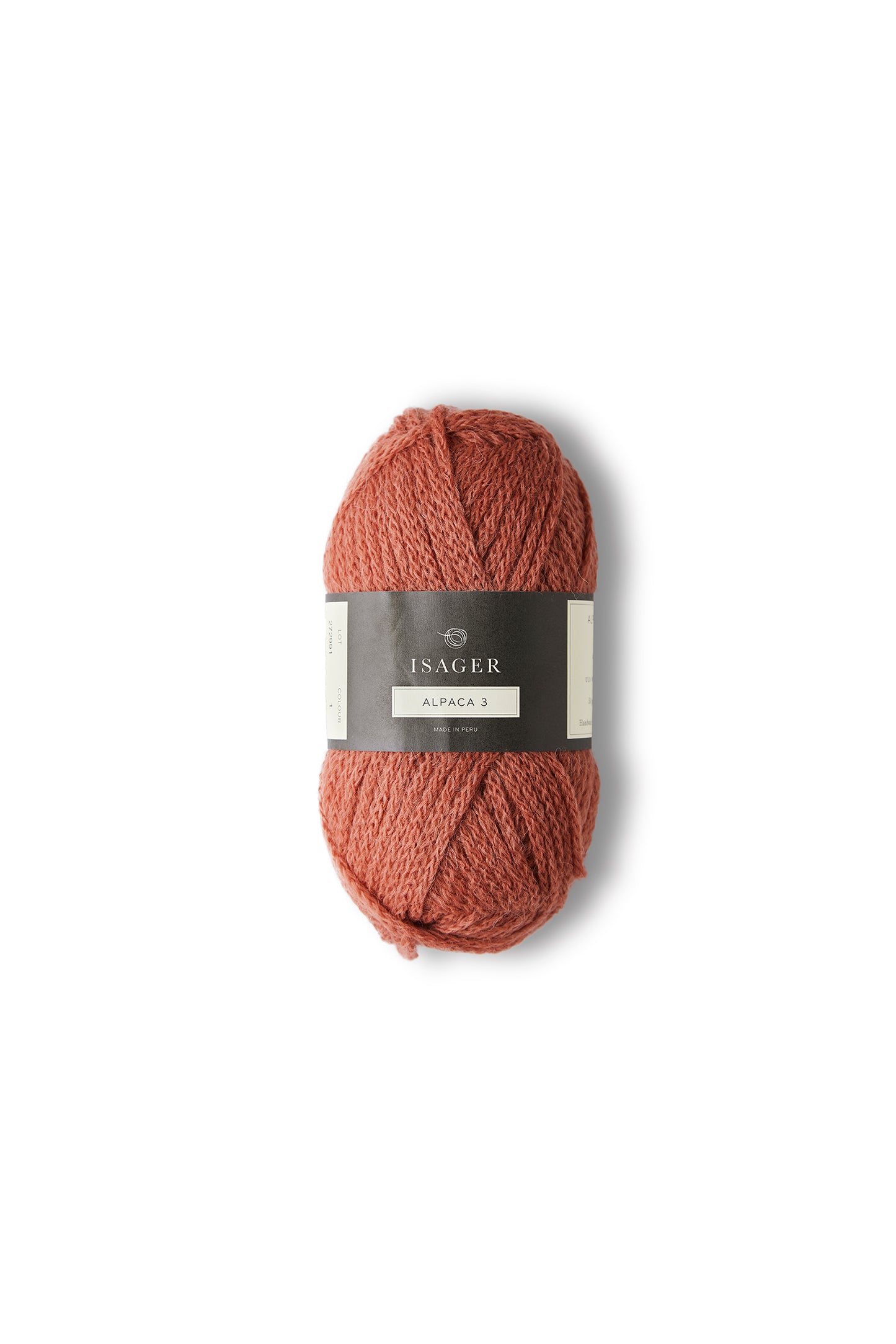 Kuvassa on Isager Alpaca 3 -lanka (yarn) värissä 1.