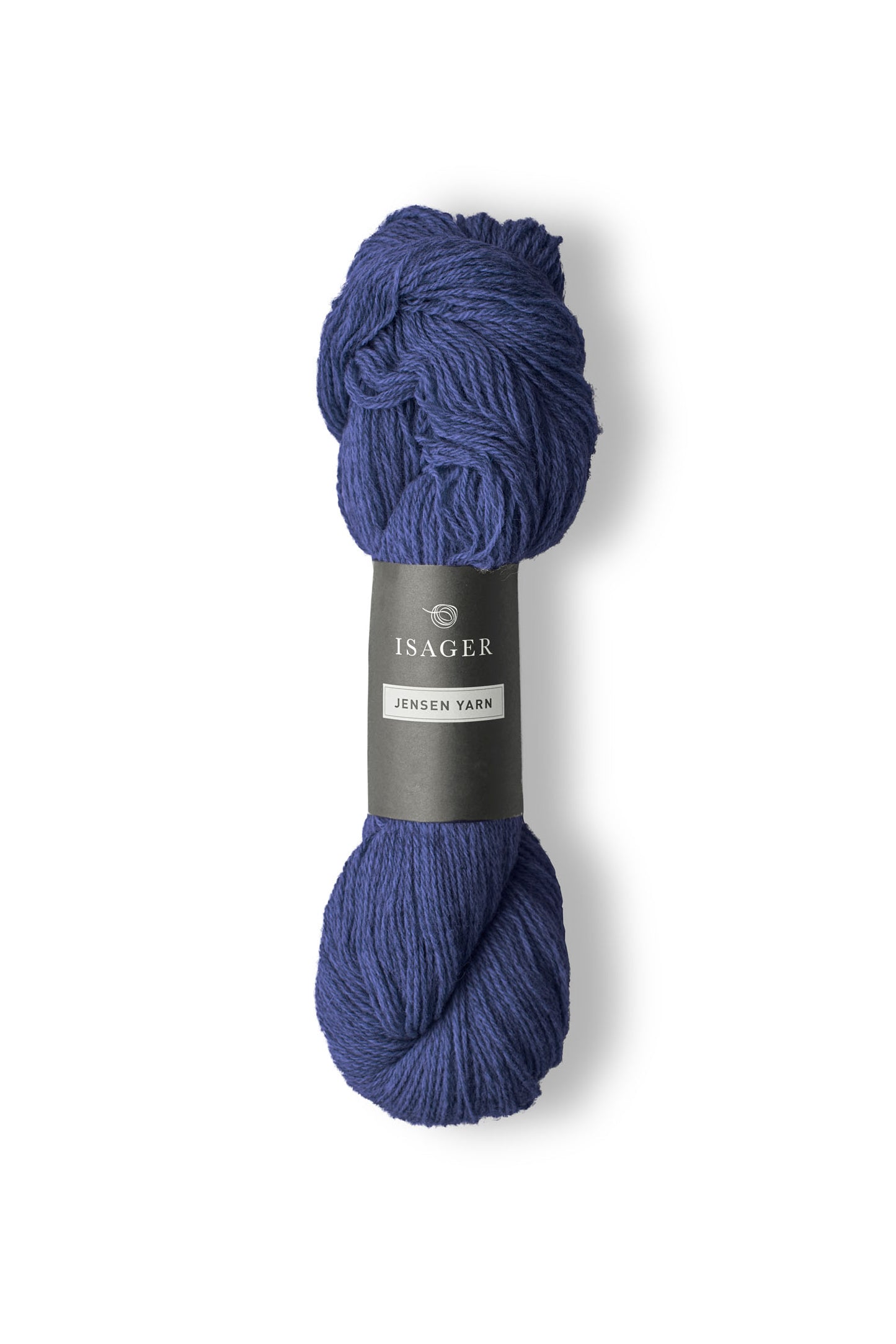 Kuvassa on Isager Jensen -lanka (yarn) sävyssä 54.
