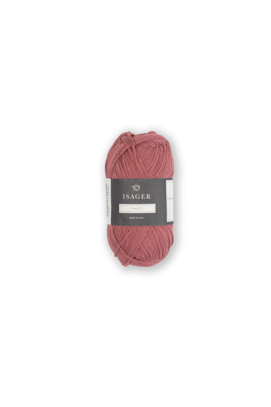 Kuvassa on Isager Palet-lanka (yarn) värissä Blush.