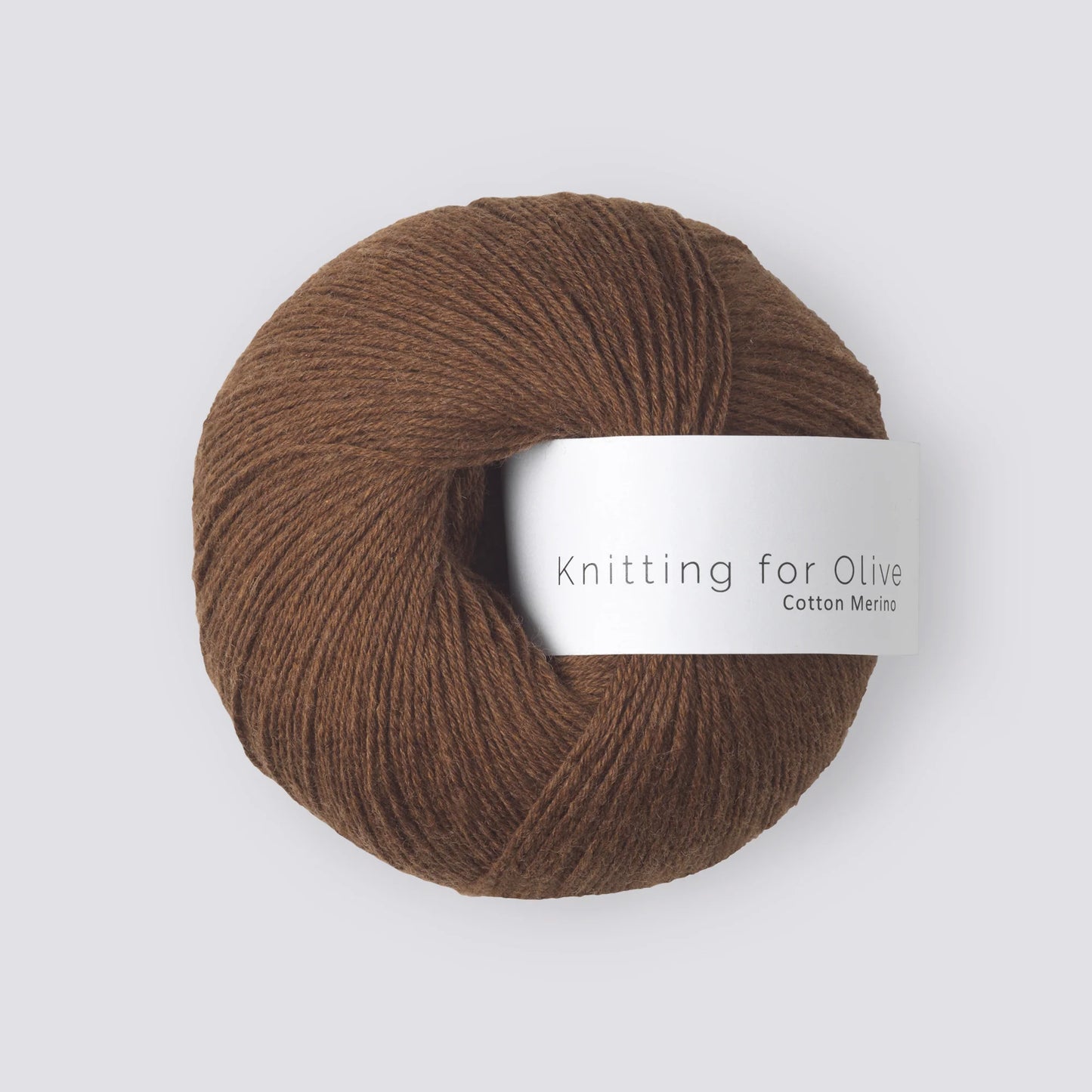 Kuvassa on Knitting for Olive Cotton Merino -lanka värissä Dark Cognac.