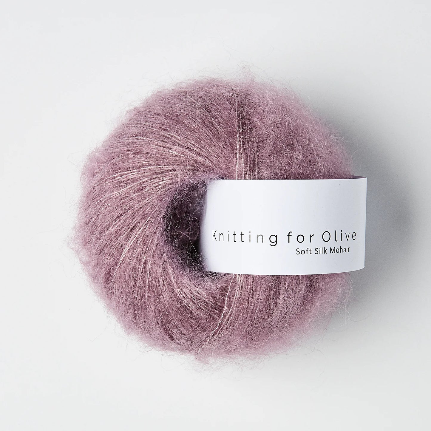 Kuvassa on Knitting for Olive Soft Silk Mohair -lanka (yarn) värissä Artichoke Purple.