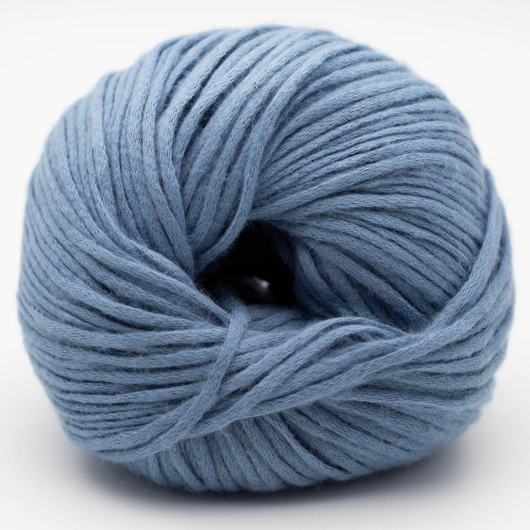 Kuvassa on Kremke Soul Wool Vegan Cashmere -lanka sävyssä Jeans.