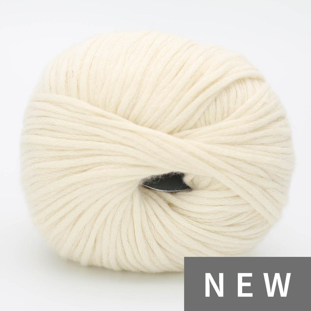 Kuvassa on Kremke Soul Wool Vegan Cashmere -lanka sävyssä Natural White.