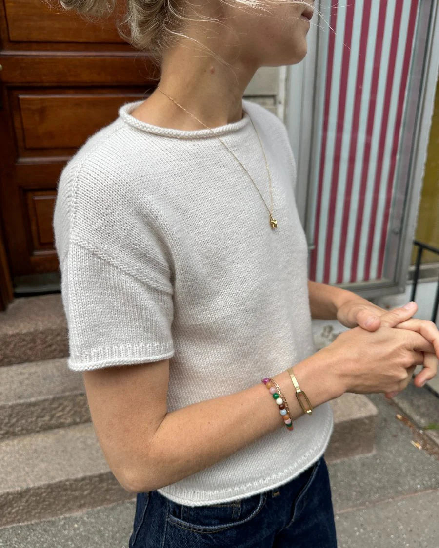 Kuvassa on PetiteKnit Cloud Tee -neuleen ohje (pattern).