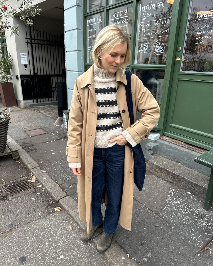 Kuvassa on PetiteKnit Key Sweater -neuleohje (pattern).