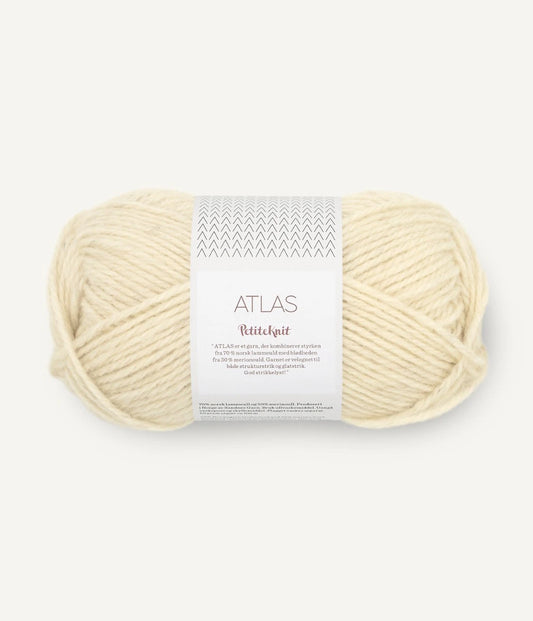 Kuvassa on Sandnes Garn Atlas -lanka (yarn) värissä 1016 Milk Melange.