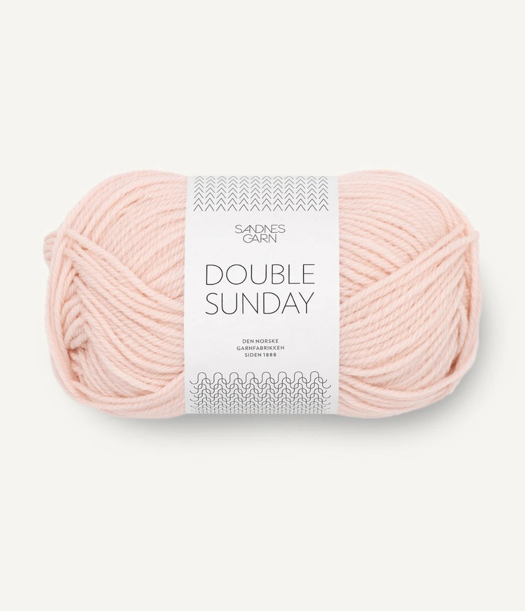 Kuvassa on Sandnes Garn Double Sunday -lanka (yarn) värissä Ballet Tutu.