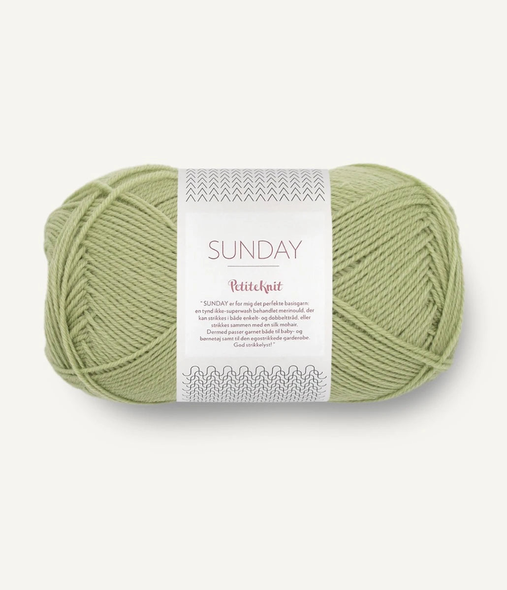 Kuvassa on Sandnes Garn Sunday lanka (yarn) värissä Green Tea.