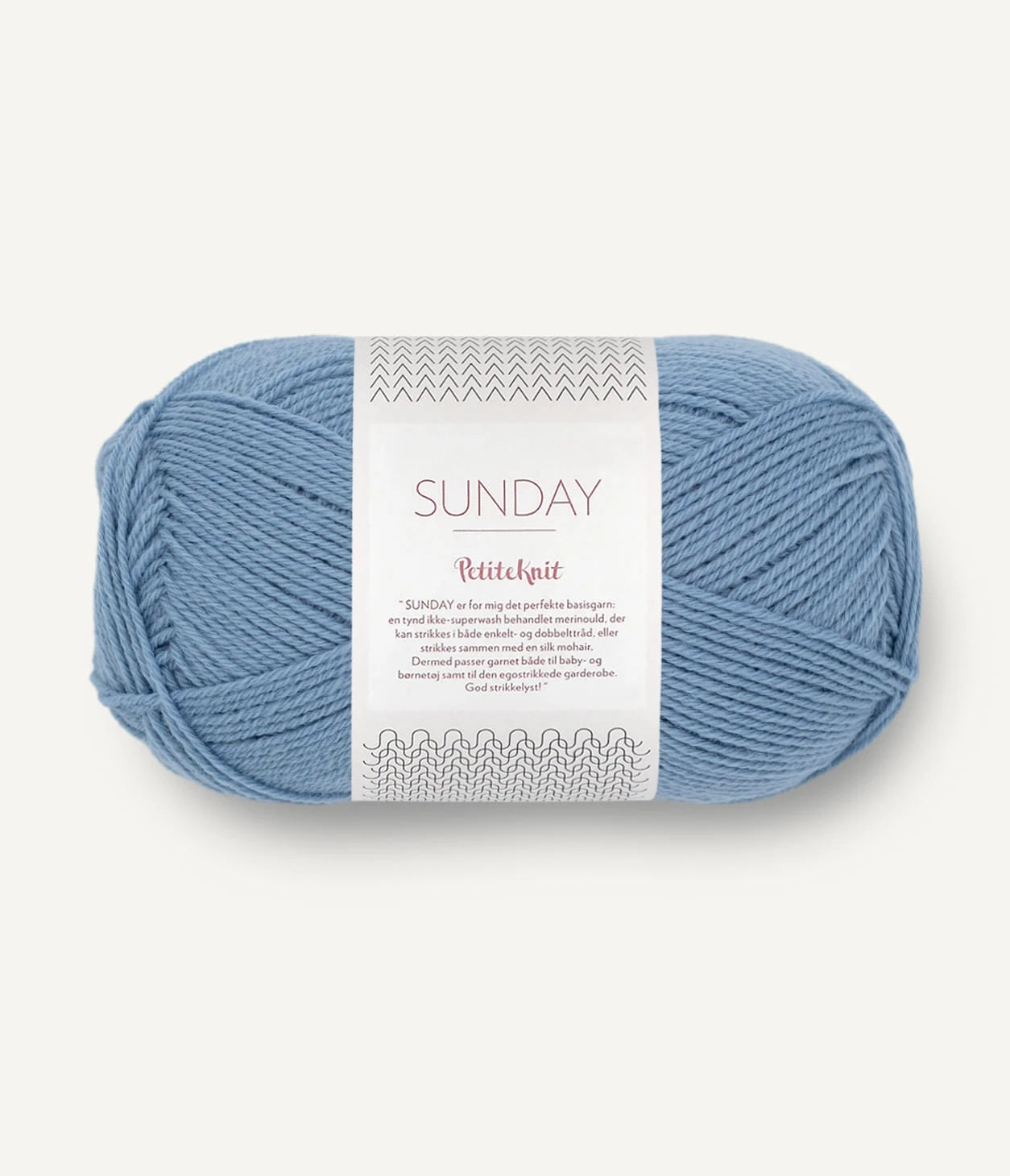 Kuvassa on Sandnes Garn Sunday lanka (yarn) värissä Baby blue eyes.