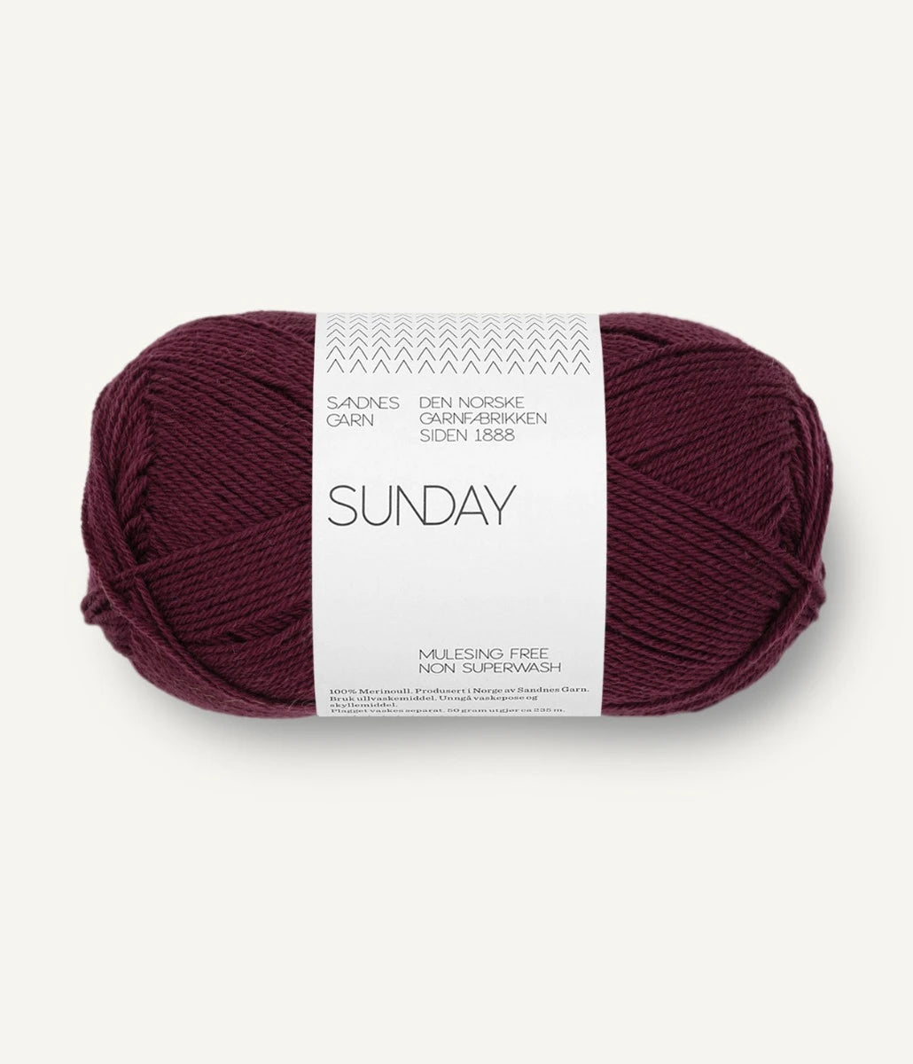 Kuvassa on Sandnes Garn Sunday-lanka (yarn) värissä 4372 Burgundy.
