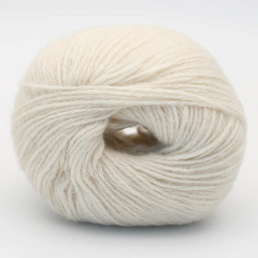 BC Garn Alva Cashmere Revive -lanka sävy Natur Weib
