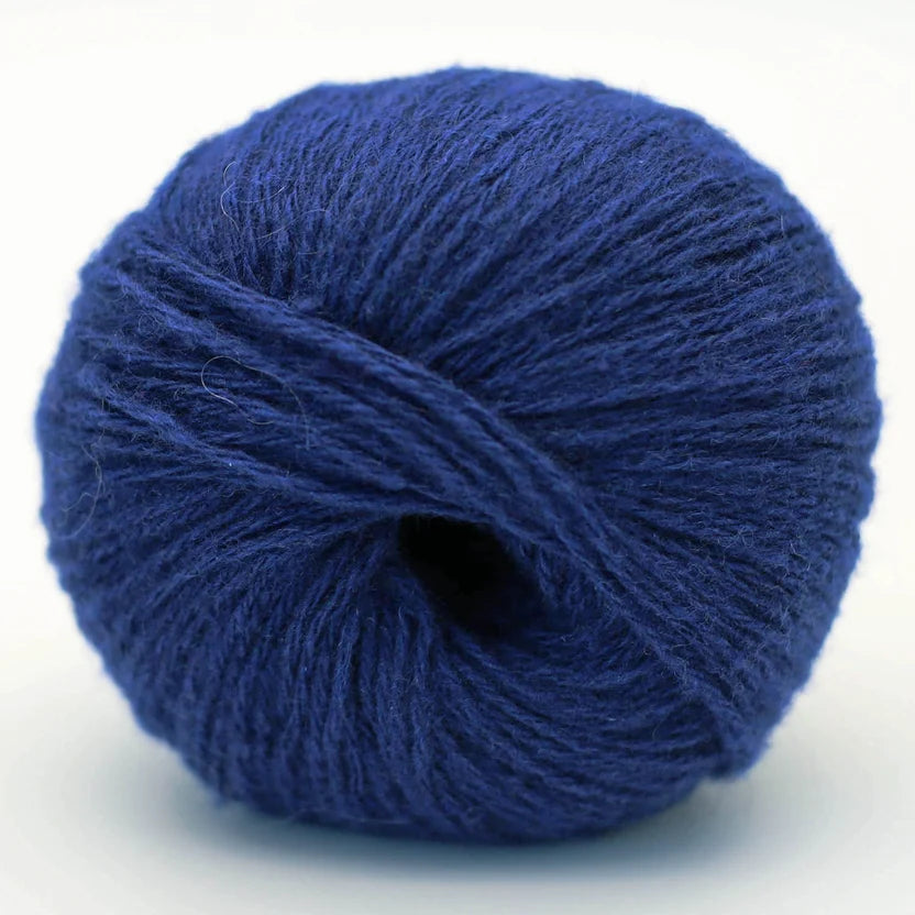 BC Garn Alva Cashmere Revive -lanka sävy Tiefes Ozean Blau
