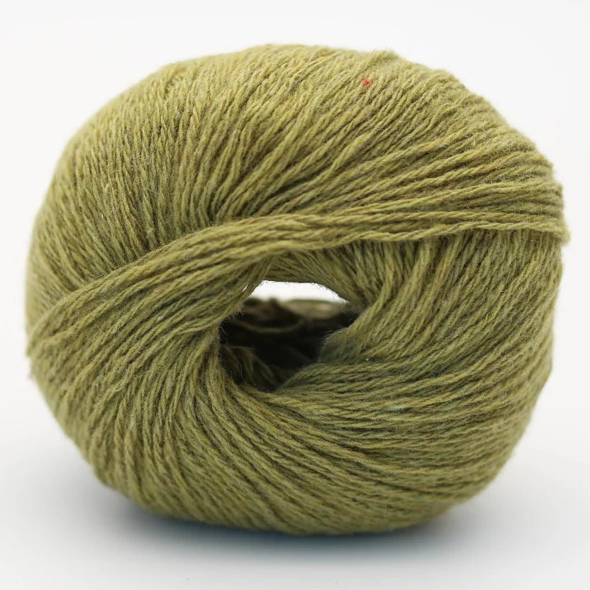 BC Garn Alva Cashmere Revive -lanka sävy Chartreuse Grun