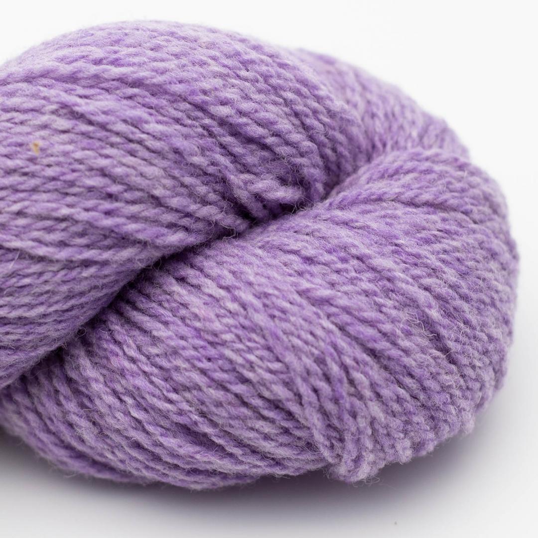  Kuvassa on BC Garn Semilla Melange GOTS -lanka (yarn) värissä Violet.