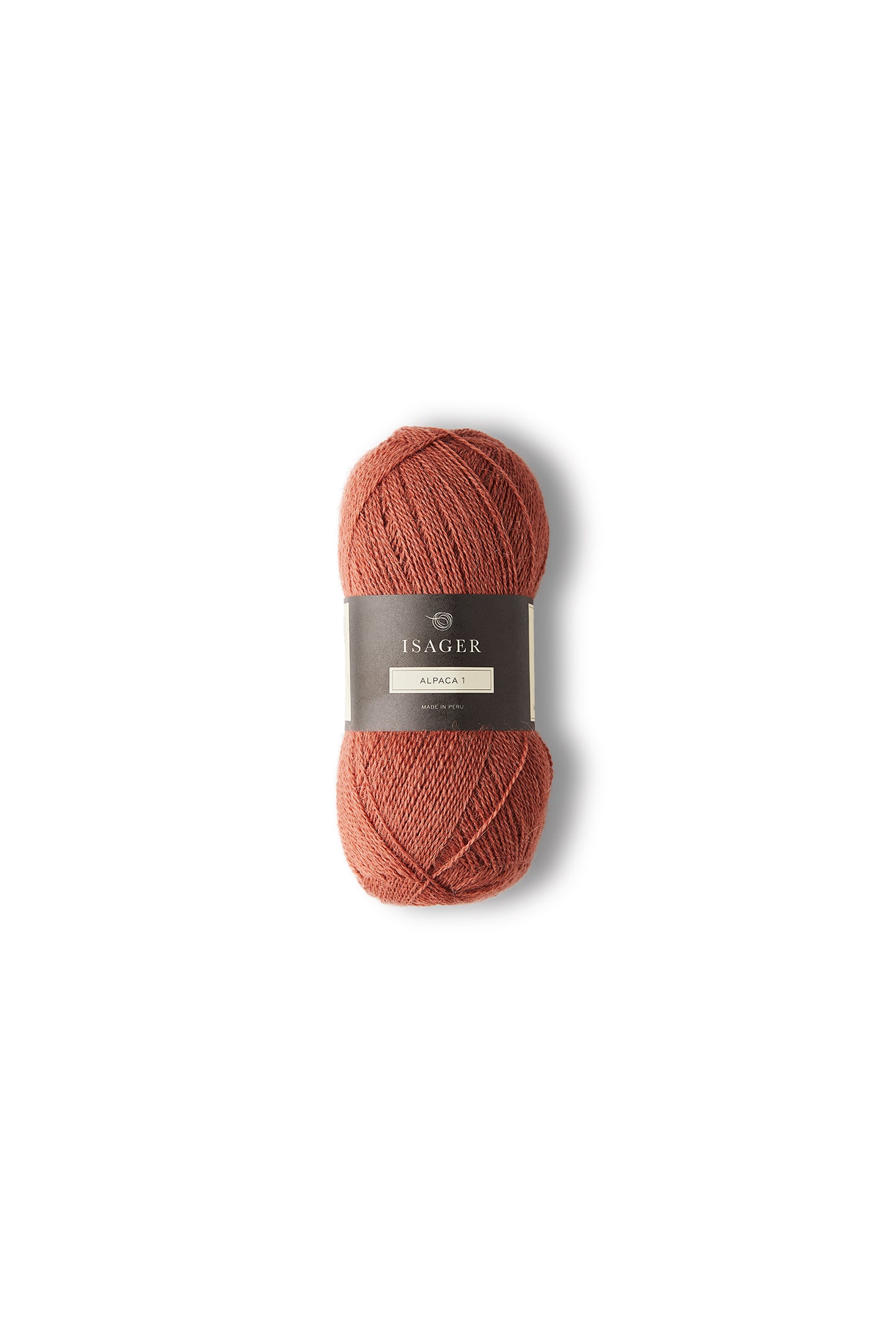 Kuvassa on Isager Alpaca 1 -lanka (yarn) värissä 1.