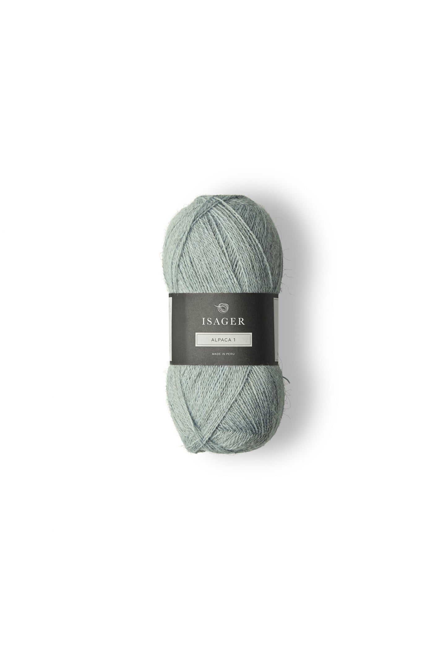 Kuvassa on Isager Alpaca 3 -lanka (yarn) värissä 11.