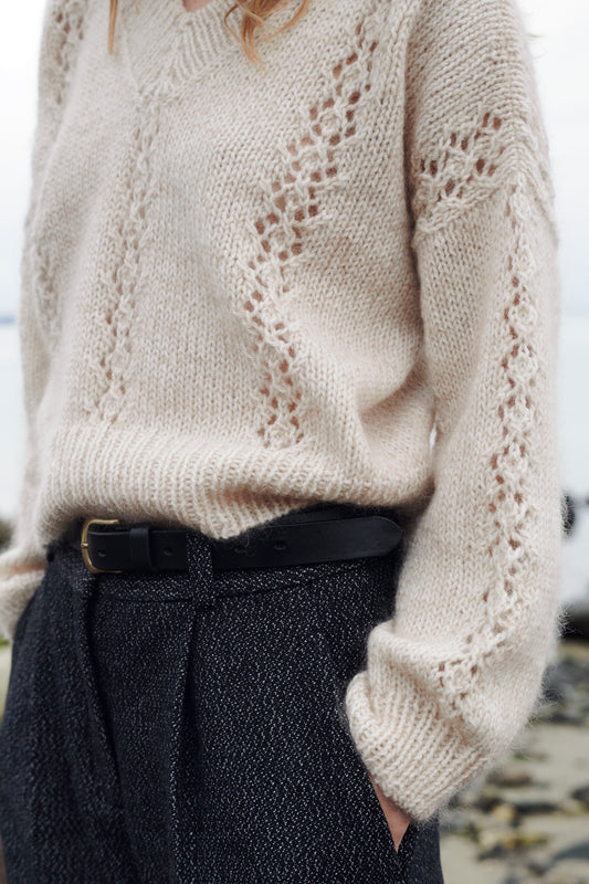 Kuvassa on Isager Crystal -neuleohje (pattern).