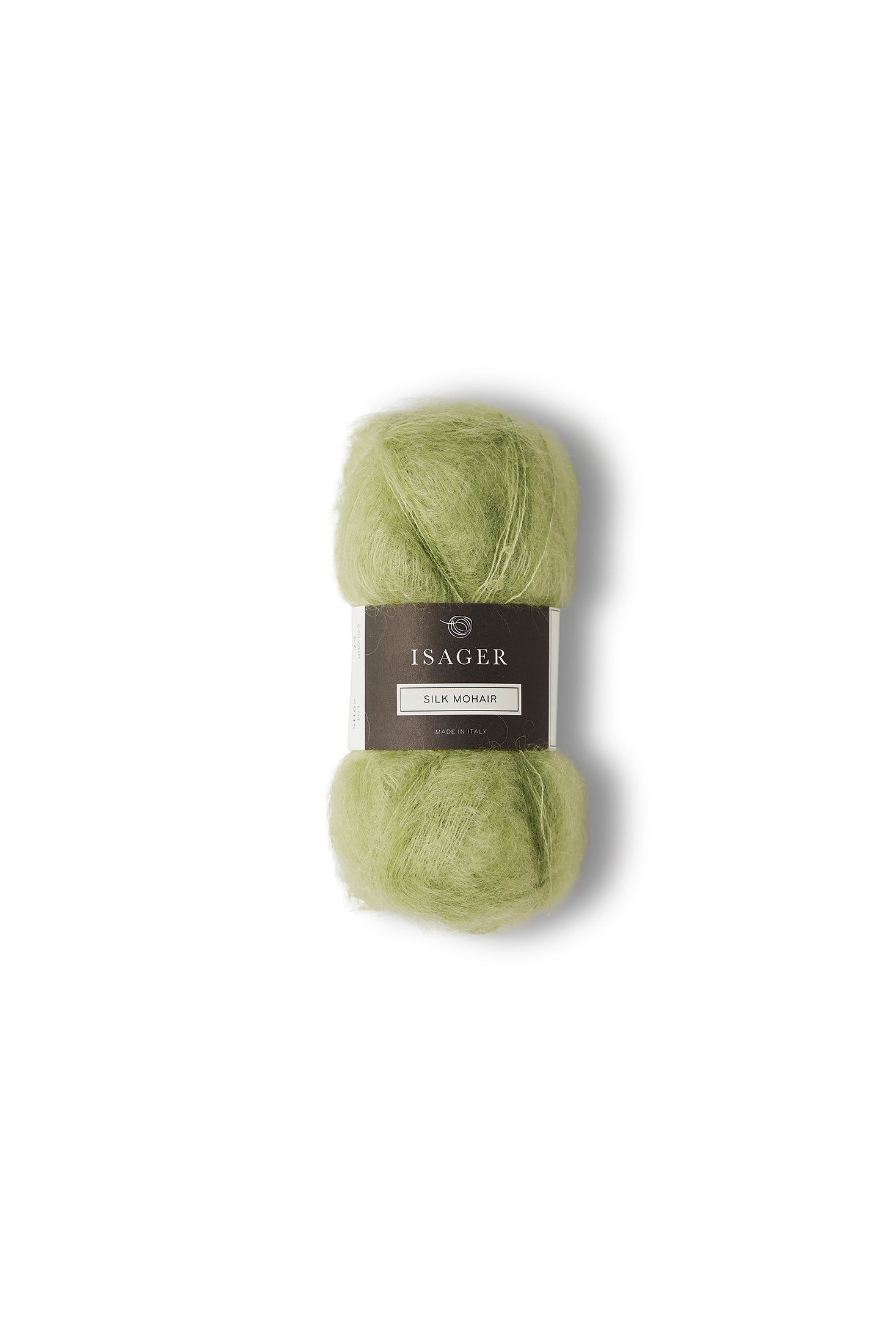 Kuvassa on Isager Silk Mohair -lanka (yarn) värissä 57.