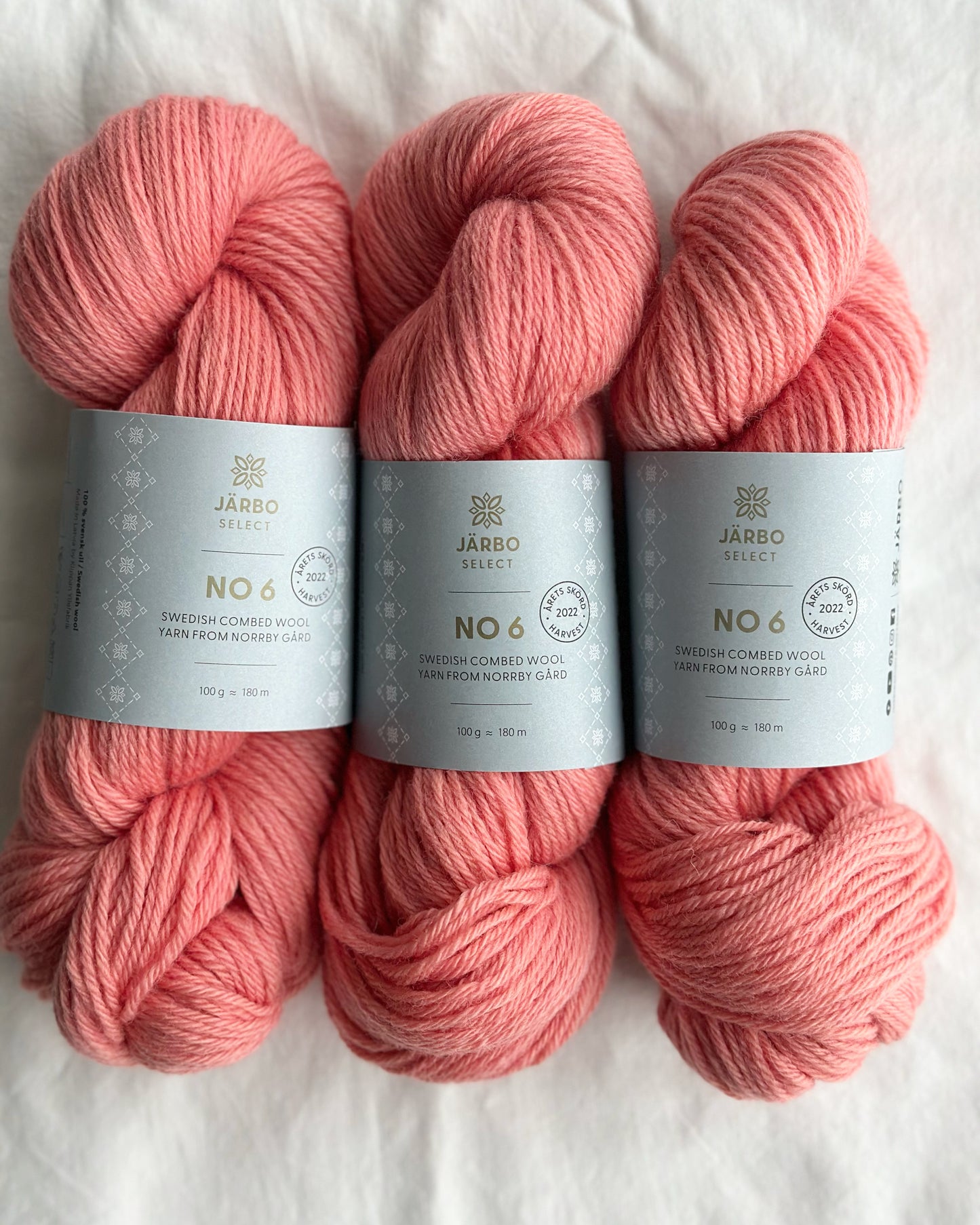 Kuvassa on Järbo Select no 6 -lankoja.