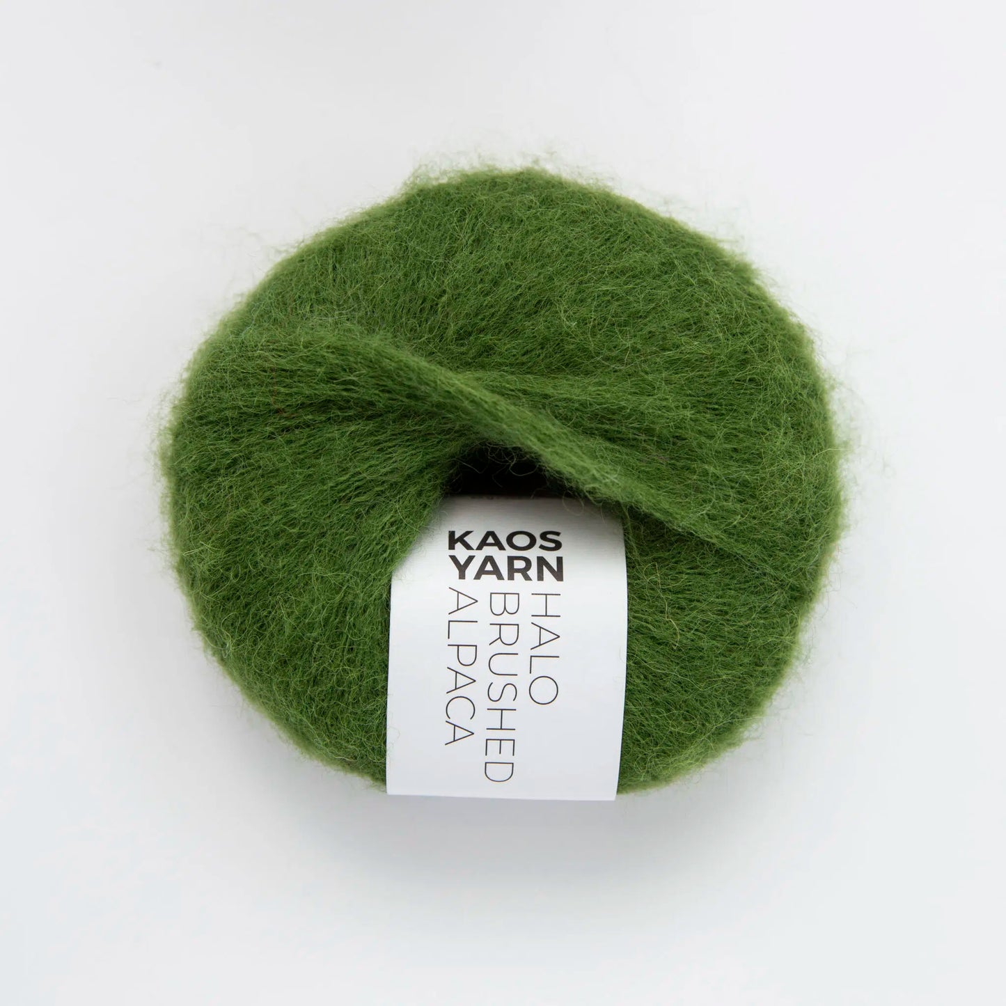 Kuvassa on KAOS YARN HALO Brushed Alpaca -lanka värissä Generous.