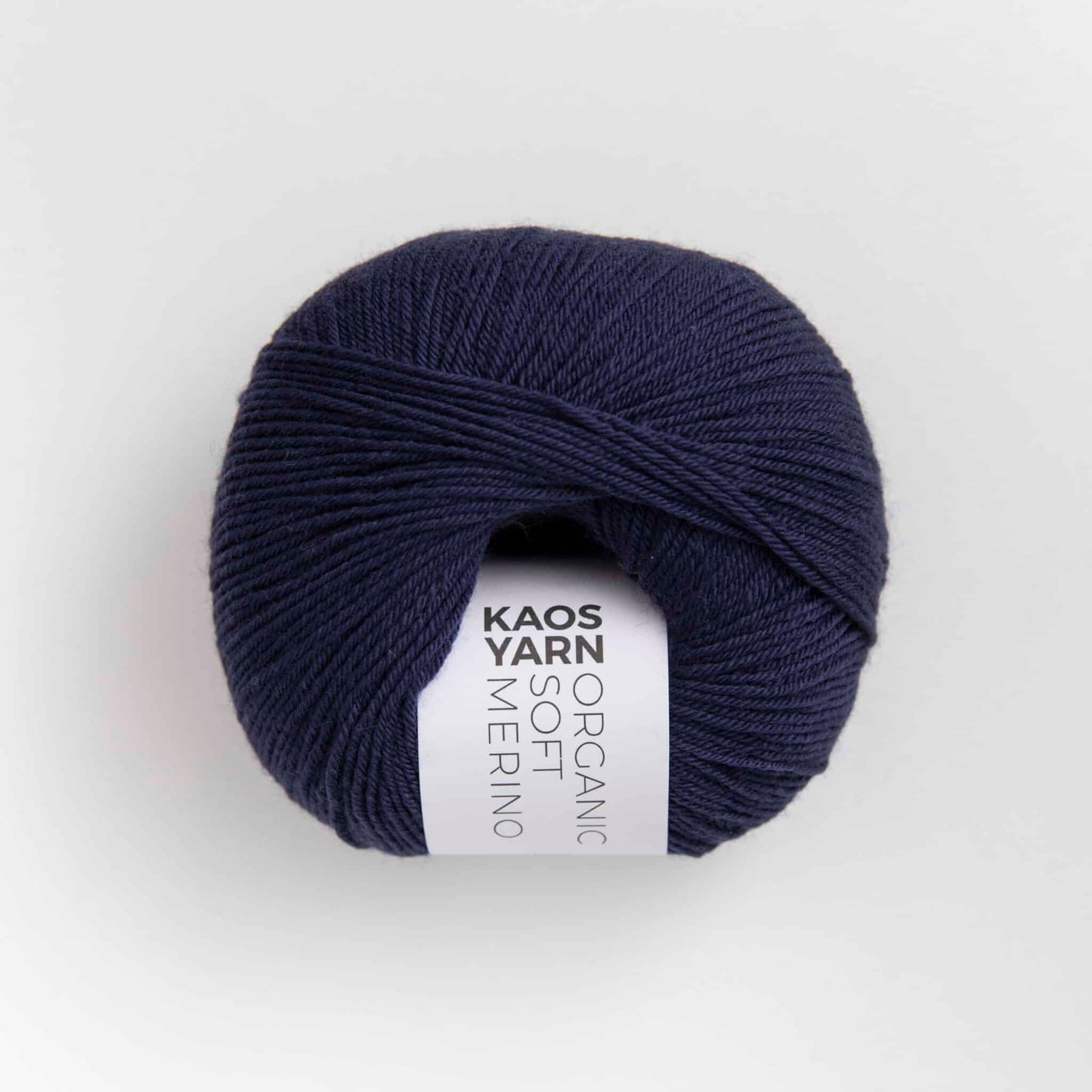 Kuvassa on KAOS YARN Organic Soft Merino -lanka värissä Enigmatic.