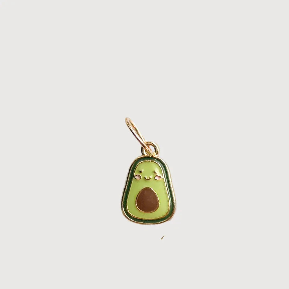 Kuvassa on Knits by Cindy Ekman silmukkamerkki (stitch marker) avocado.