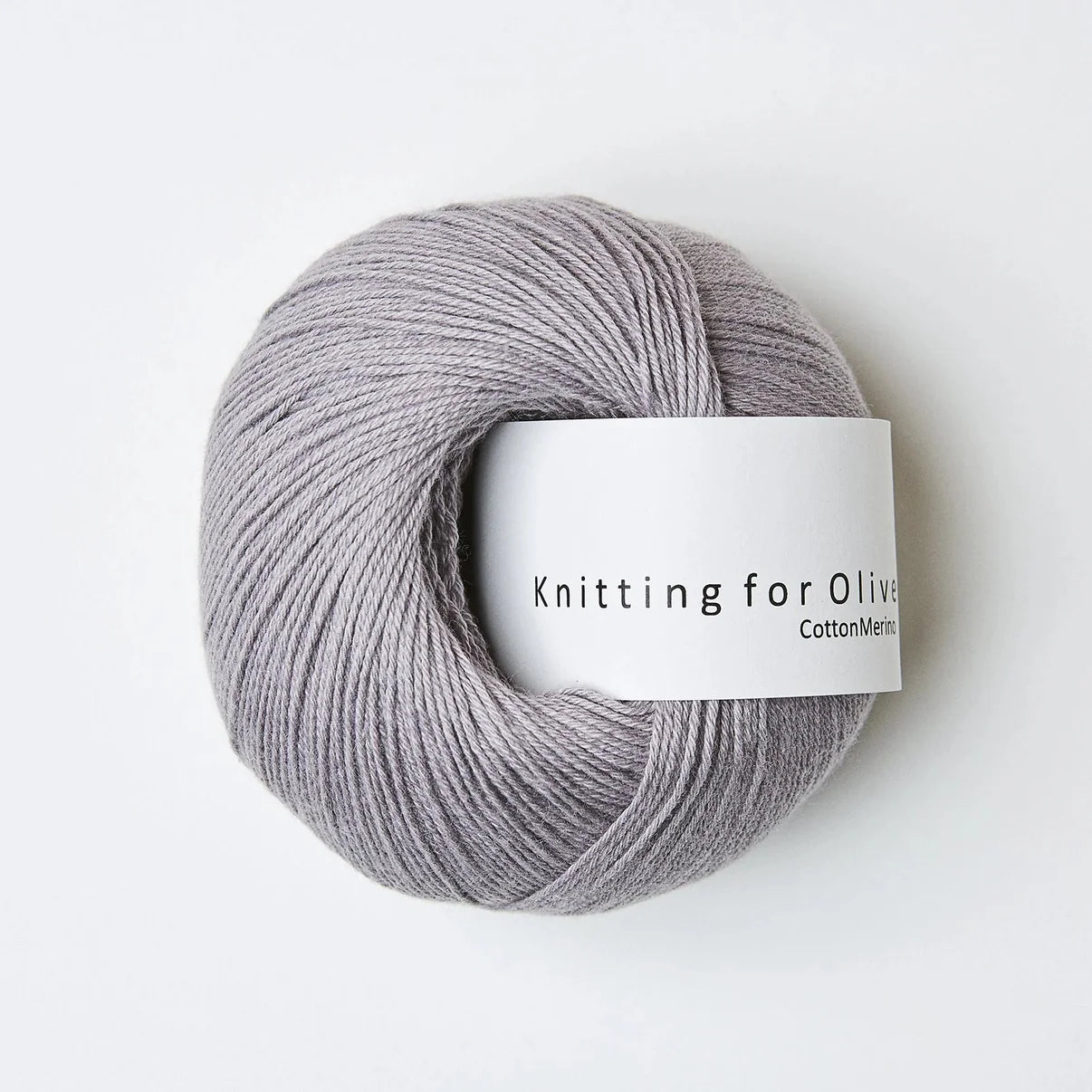 Kuvassa on Knitting for Olive Cotton Merino -lanka värissä Purple Elephant.