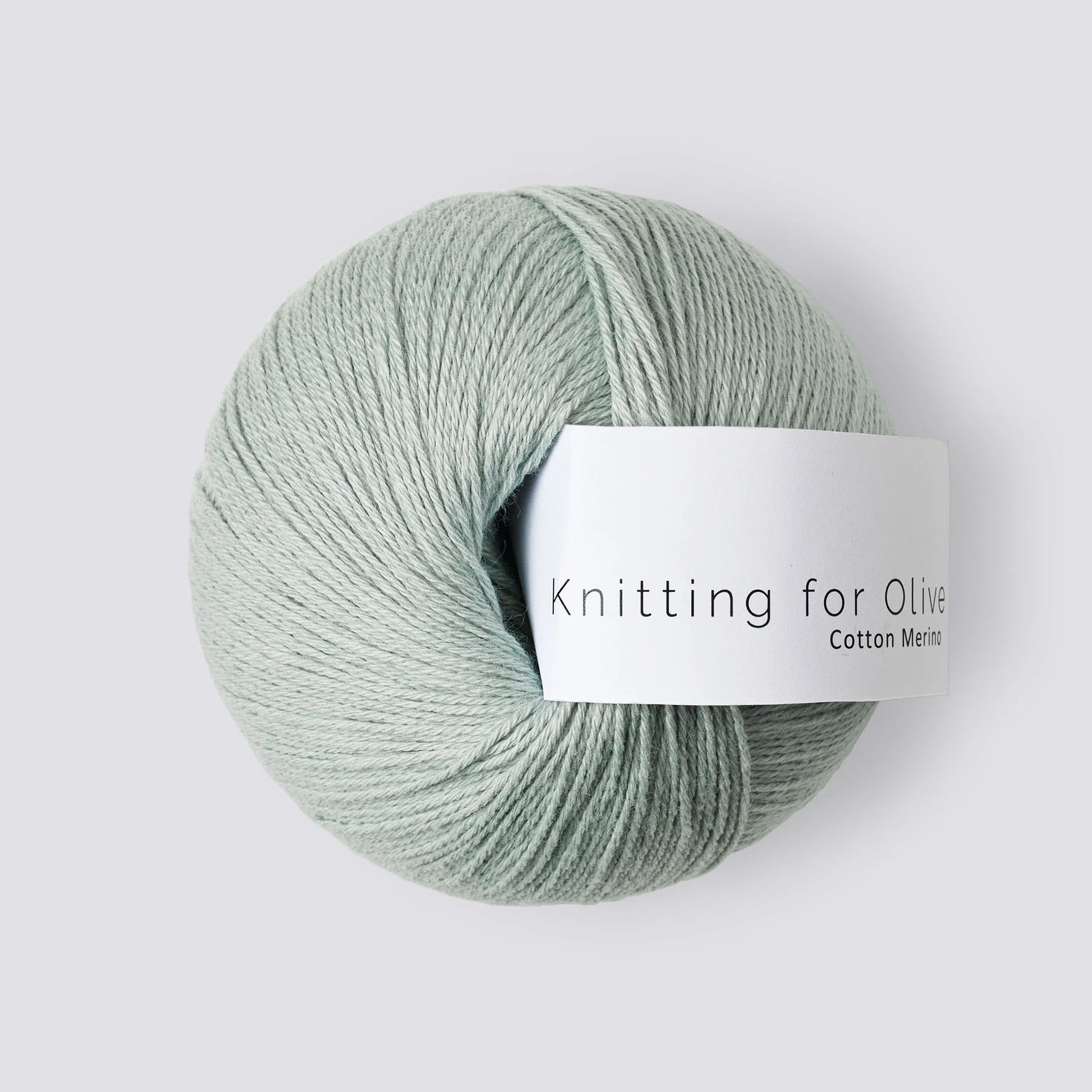 Kuvassa on Knitting for Olive Cotton Merino -lanka värissä Soft Mint.