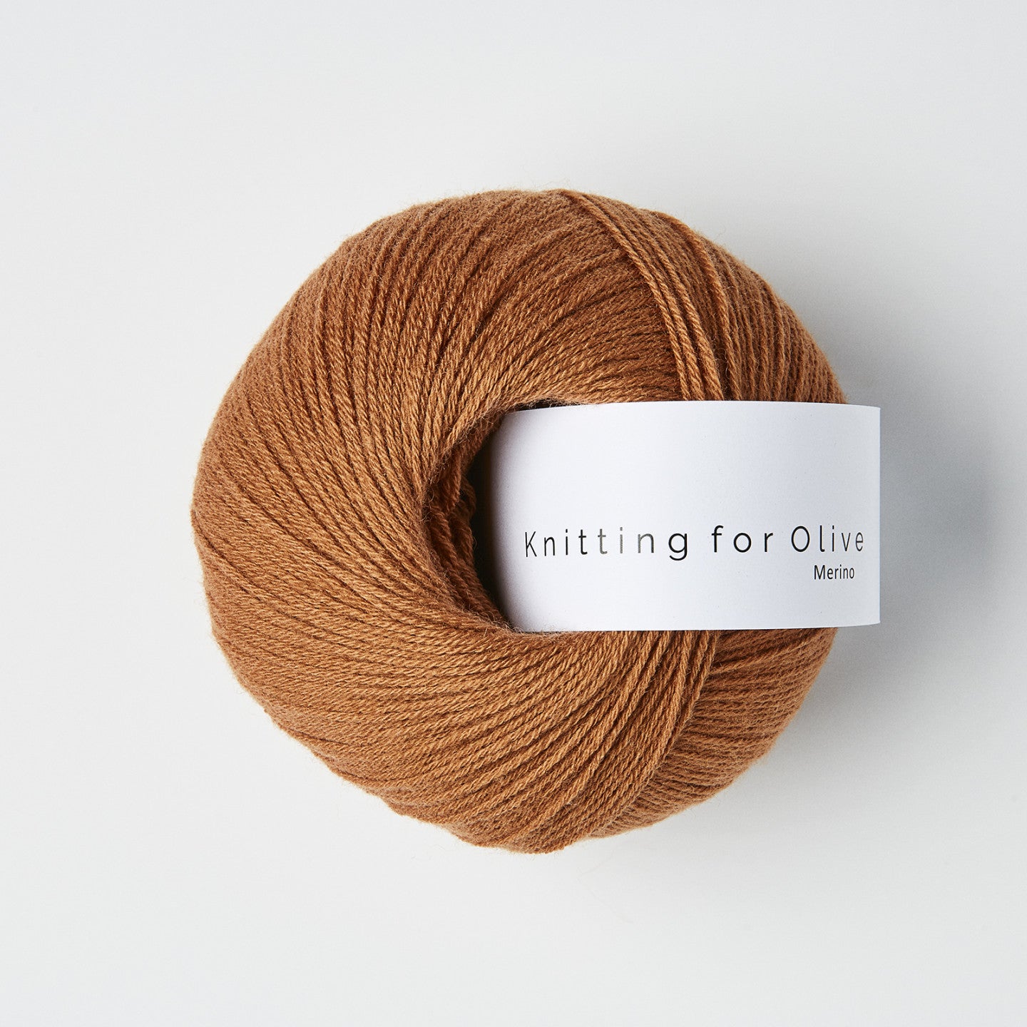 Kuvassa on Knitting for Olive Merino -lanka värissä Copper.