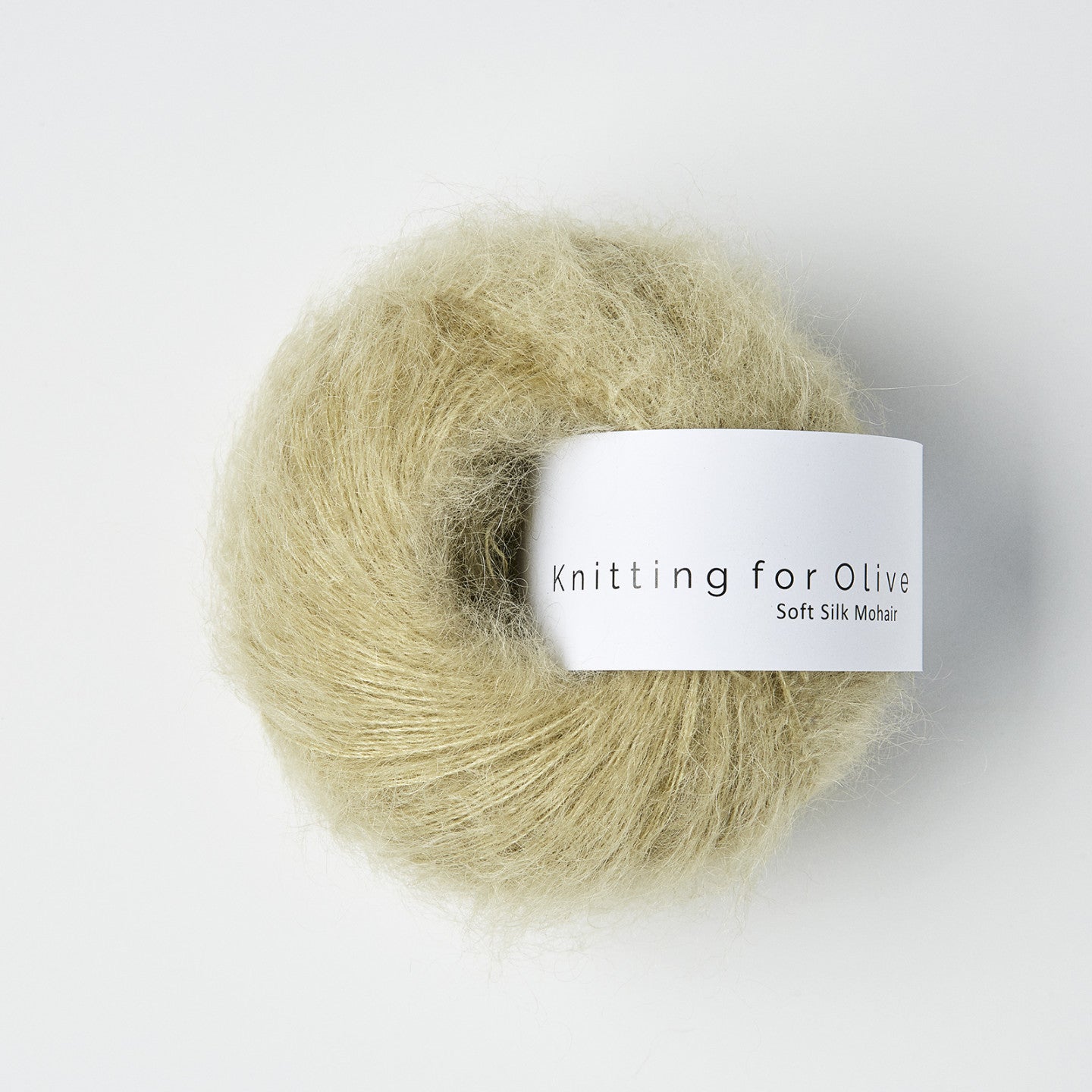 Kuvassa on Knitting for Olive Soft Silk Mohair -lanka (yarn) värissä Fennel Seed.