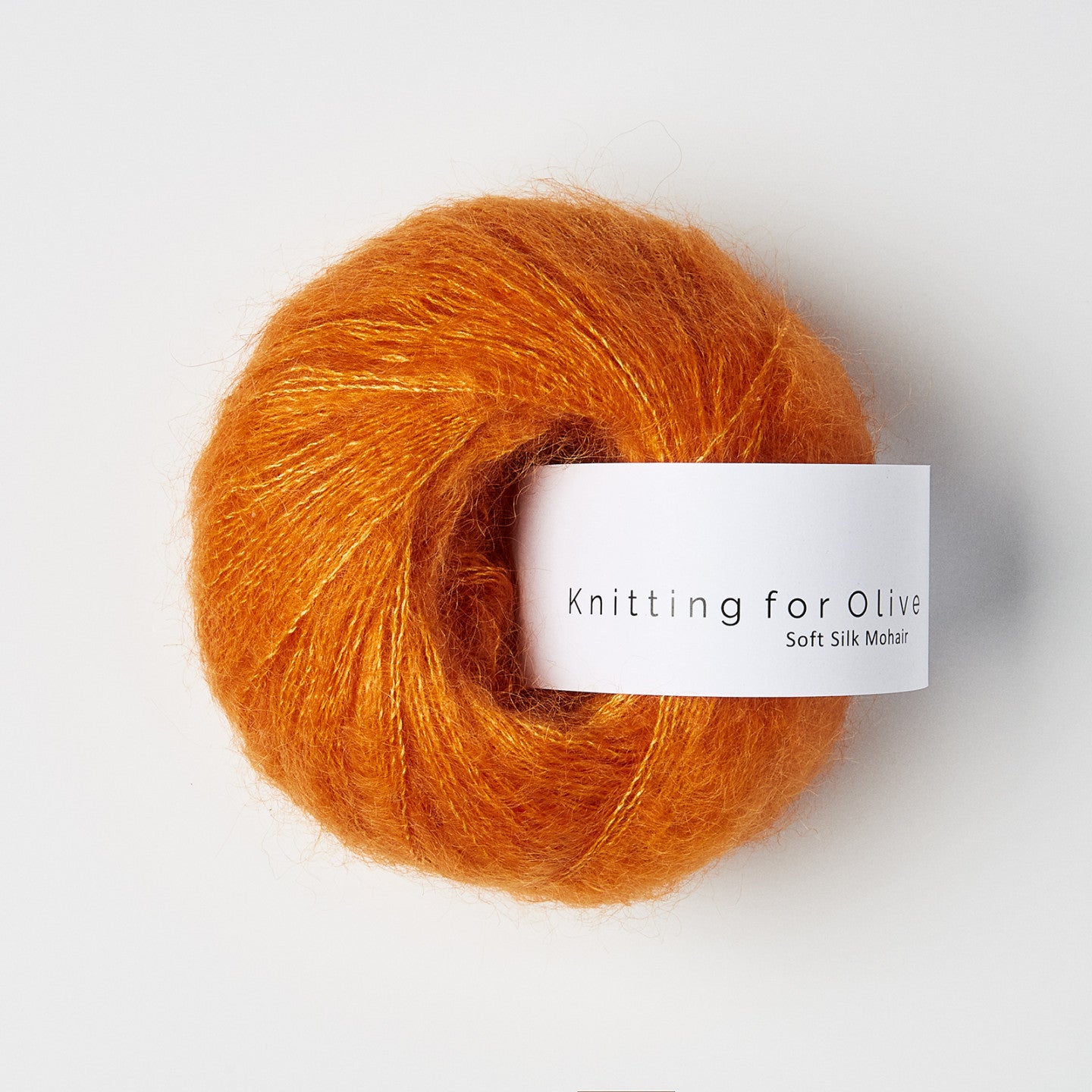 Kuvassa on Knitting for Olive Soft Silk Mohair -lanka (yarn) värissä Hokkaido.