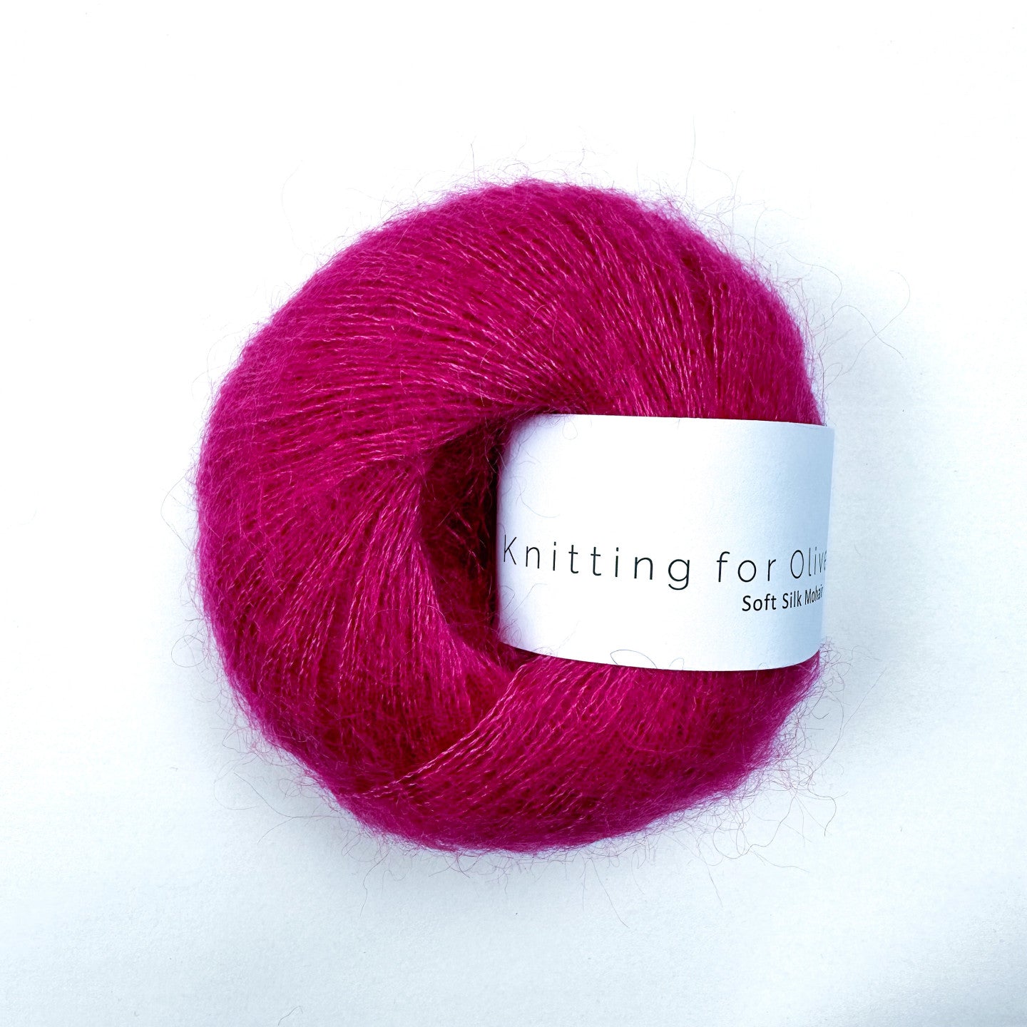 Kuvassa on Knitting for Olive Soft Silk Mohair -lanka (yarn) värissä Pink Daisies.