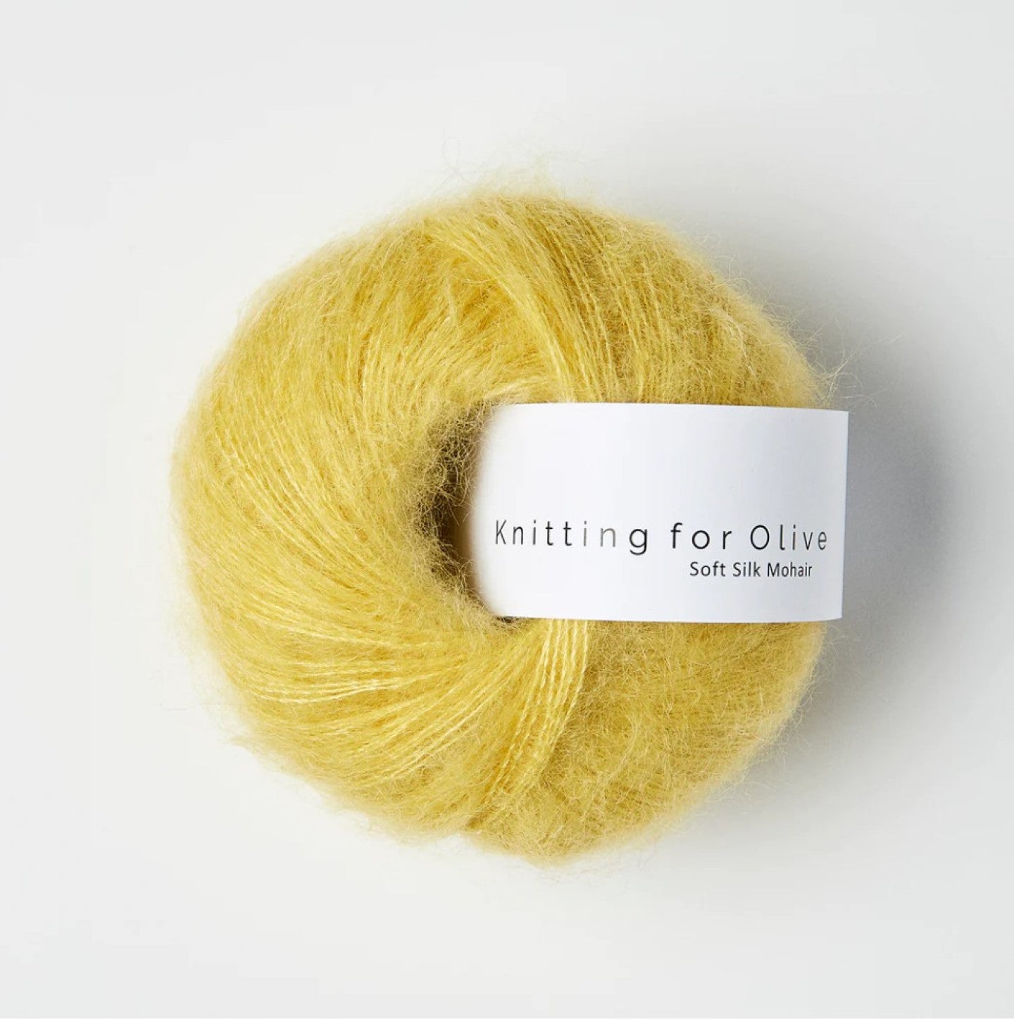 Kuvassa on Knitting for Olive Soft Silk Mohair -lanka (yarn) värissä Quince.