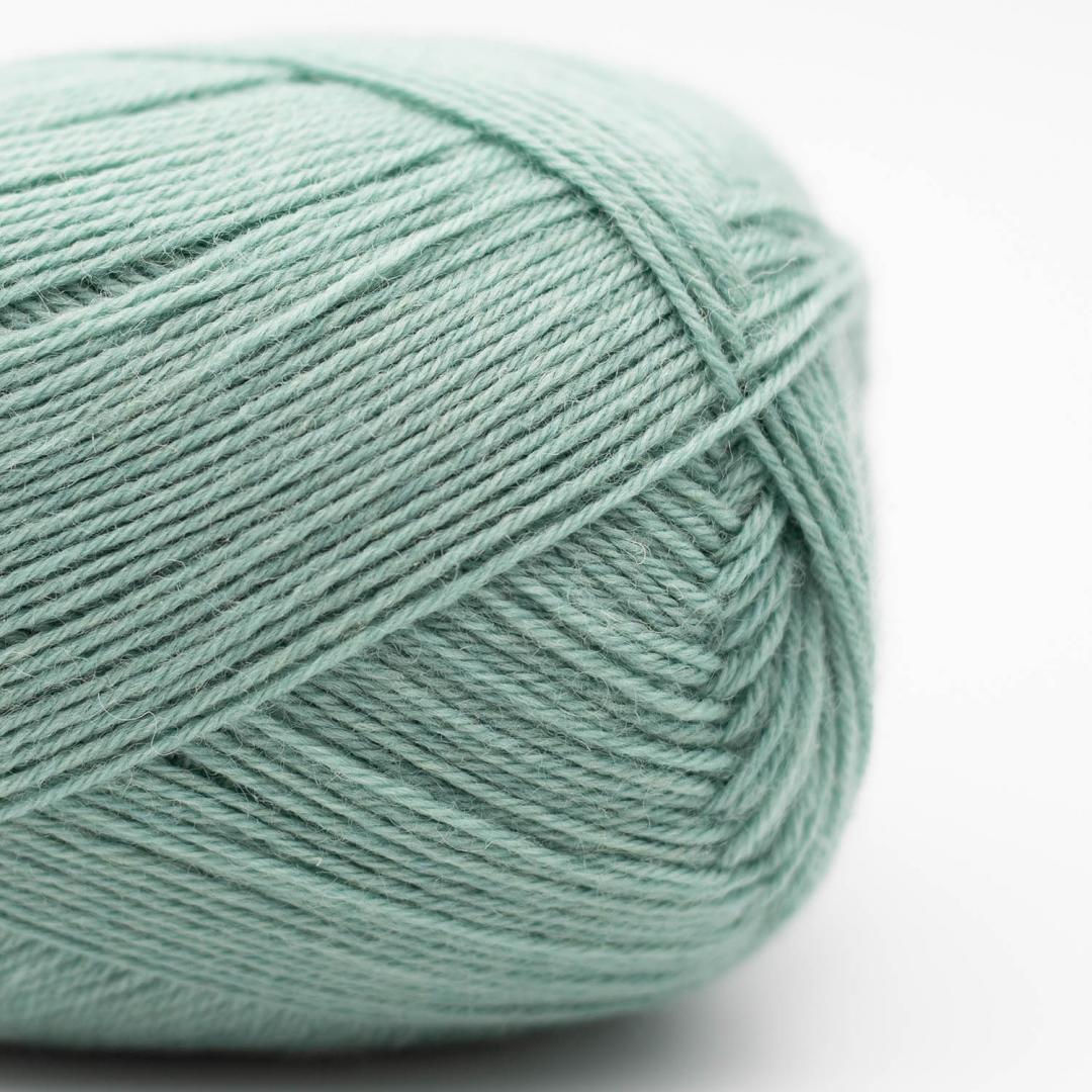 Kuvassa on Kremke Soul Wool Edelweiss Classic 4 Ply värissä Mint Green.