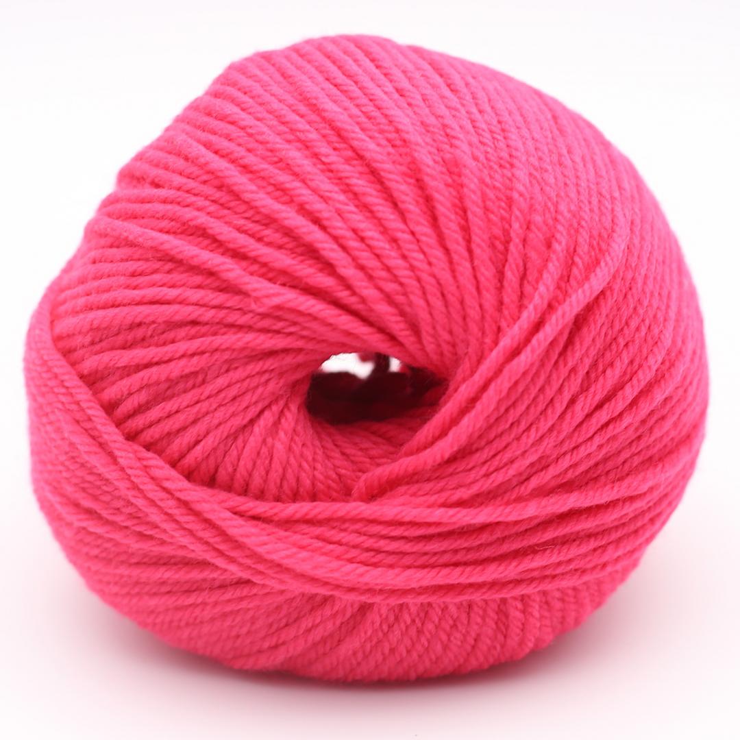 Kuvassa on Kremke Soul Wool The Merry Merino 110 GOTS -lanka värissä Pink.