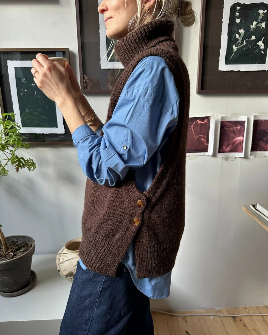 Kuvassa on PetiteKnit Lulu Slipover - Chunky Edition -neuleen ohje (pattern).