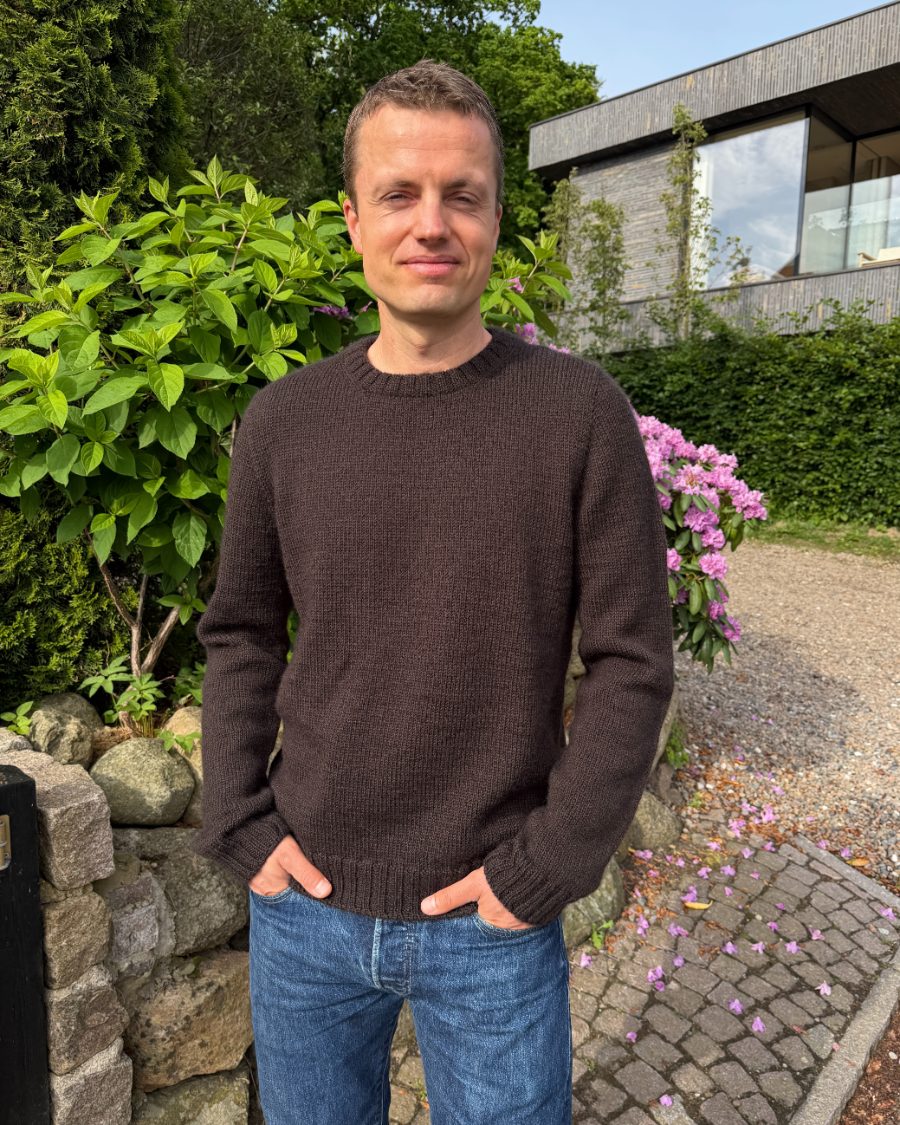PetiteKnit Niels Sweater ruskea miesten neulottu villapaita