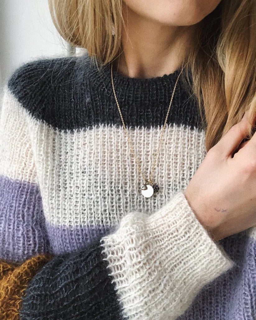 Kuvassa on PetiteKnit Sequence Sweater -neuleohje (pattern).