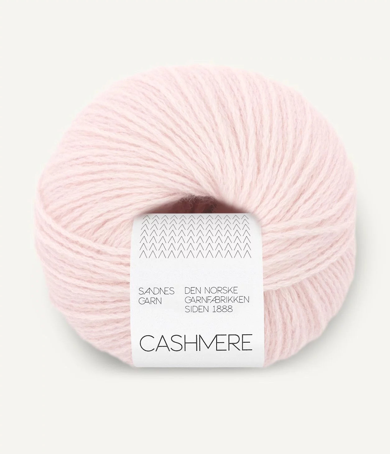 Kuvassa on Sandnes Garn Cashmere -lanka värissä 4501 Marshmallow Pink.