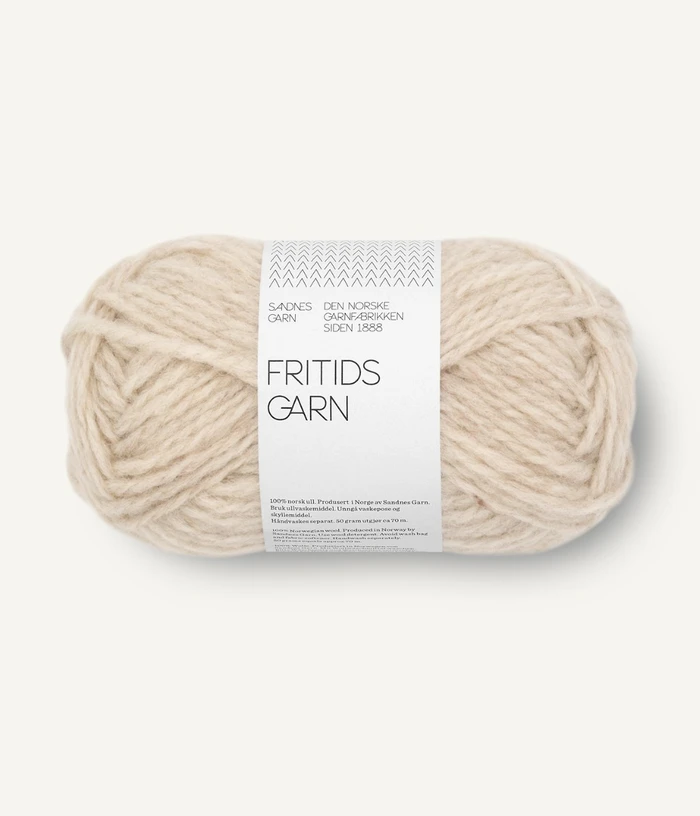 Kuvassa on Sandnes Garn Fritidsgarn -lanka värissä White Melange.