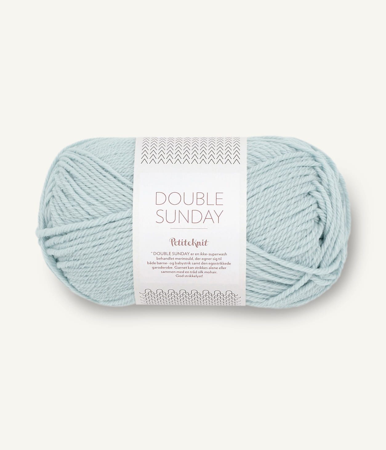 Kuvassa on Sandnes Garn Double Sunday -lanka (yarn) värissä Pale Blue.