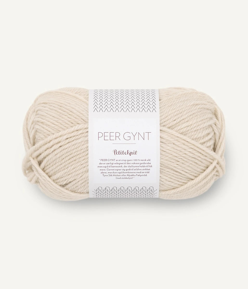 Kuvassa on Sandnes Garn Peer Gynt PK -lanka (yarn) värissä PK 2511 Almond.