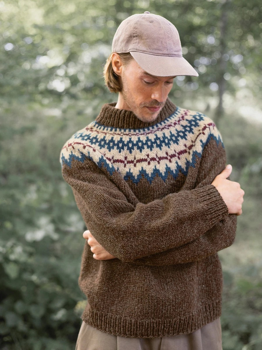 Kuvassa on Sandnes Garn Polar Light Sweater for Men -neuleohje (pattern).