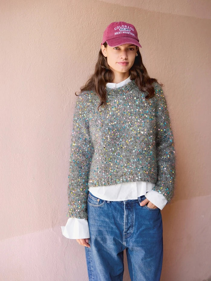 Sandnes Garn Rookie Sweater -neulepusero sävyssä Unicorn Twinkle