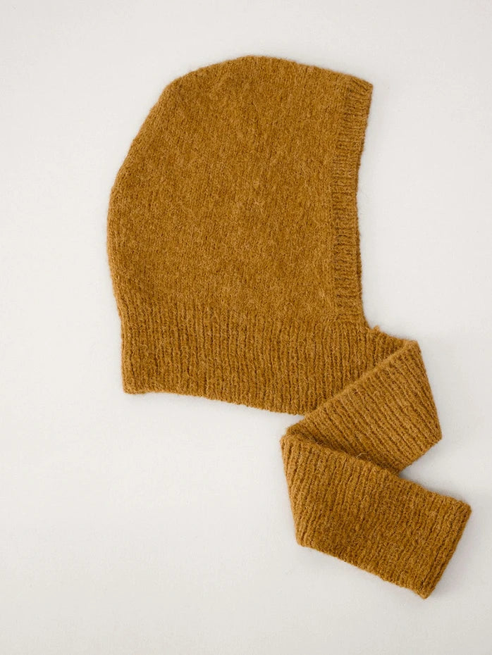 Kuvassa on Sandnes Garn Snuggle Hood -neuleohje (pattern).